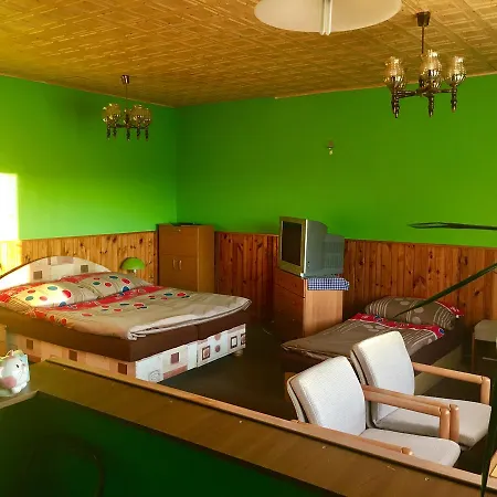 酒店 Na Trojce Puste Zibridovice
