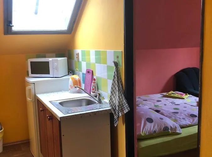 Na Trojce Hotel 3*